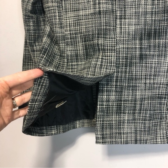 𝅺Urban Outfitters Silence + Noise Tweed One Button Blazer, size S - Picture 5 of 10